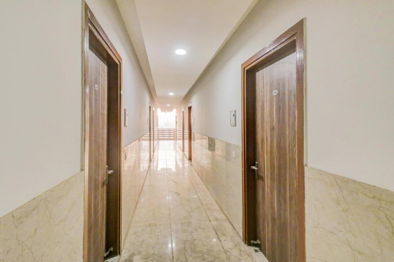 Oyo 71597 The Shivaay Residency Hotel Gurgaon Zewnętrze zdjęcie